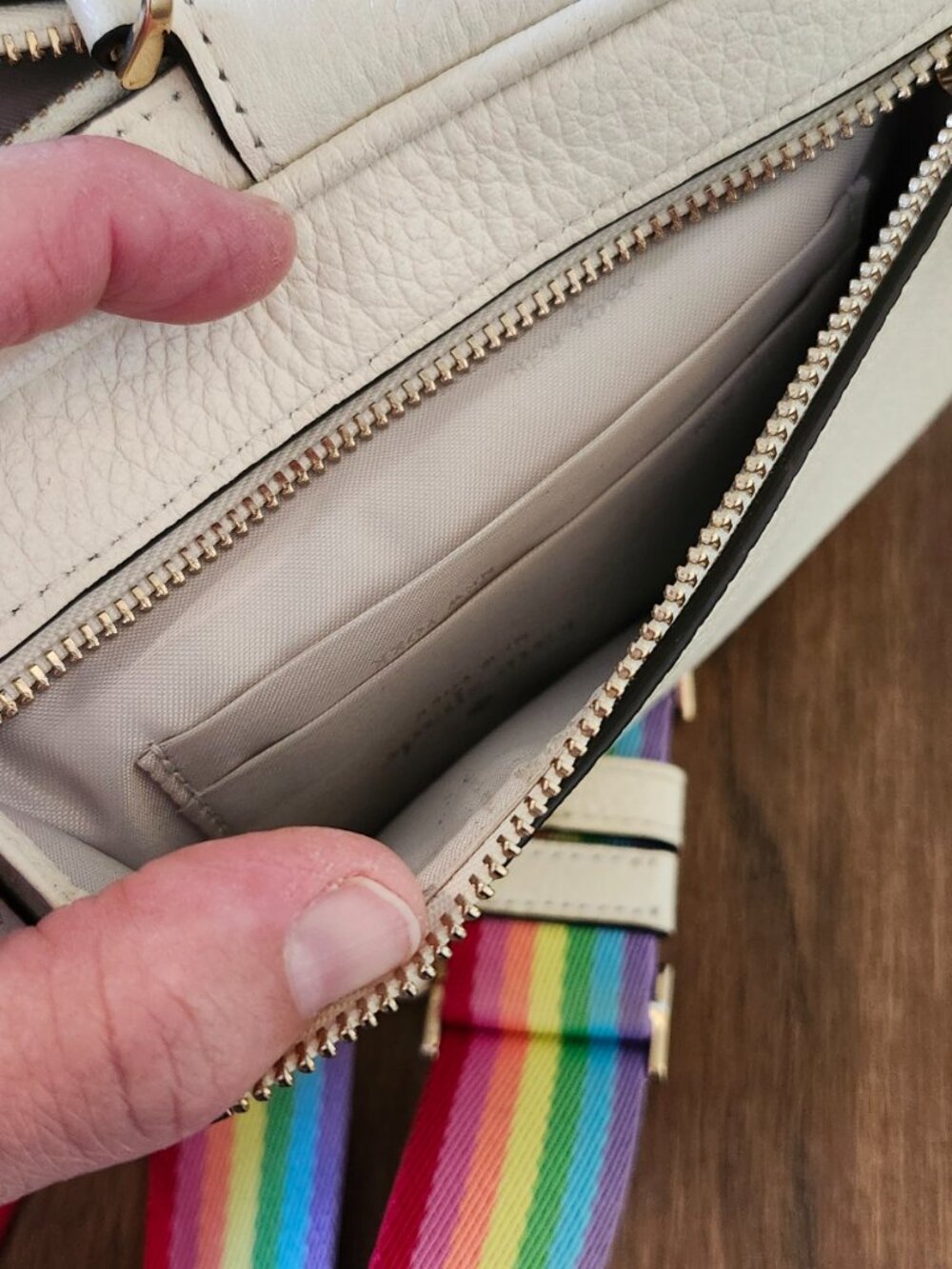Similar items See all Kate Spade Juliette Crossbody Bag Light Sand Pebbled Leat - Picture 6 of 14